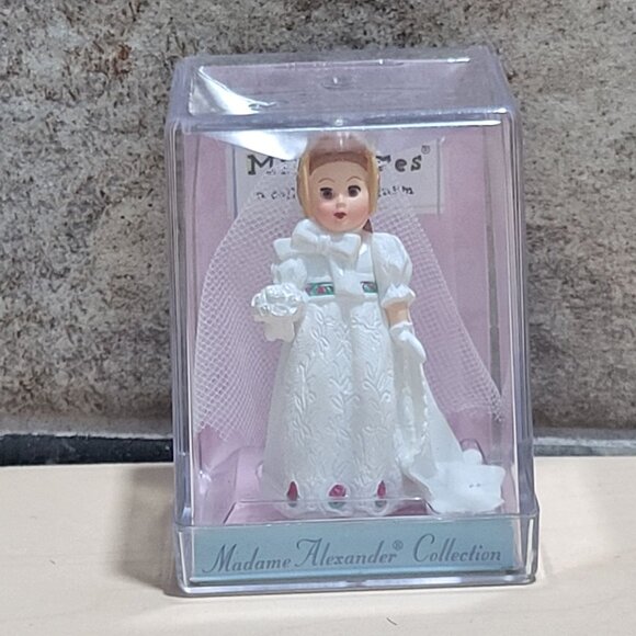 Hallmark Collections Madame Alexander Merry Miniatures Empire Bride 1998 - Picture 1 of 11